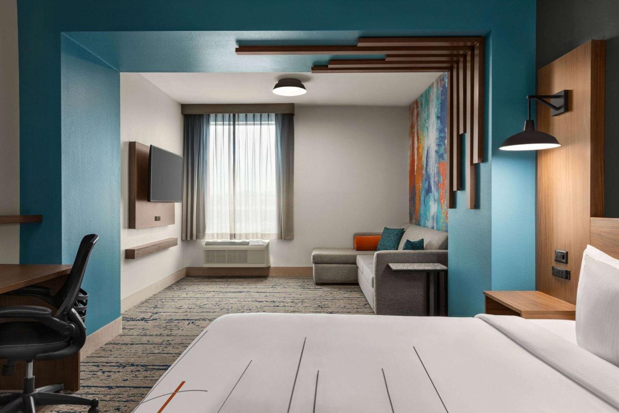 La Quinta Inn & Suites By Wyndham Austin South Extérieur photo